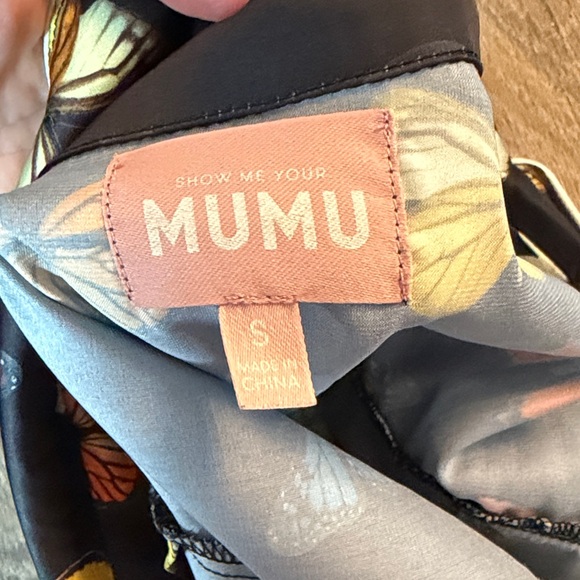 Show me your mumu- Colorful Butterfly Print Pajamas- size small - Picture 4 of 4